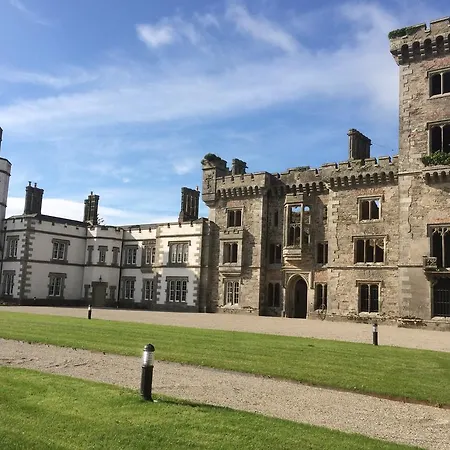 Lägenhet Wilton Castle