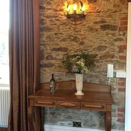 Apartment Wilton Castle