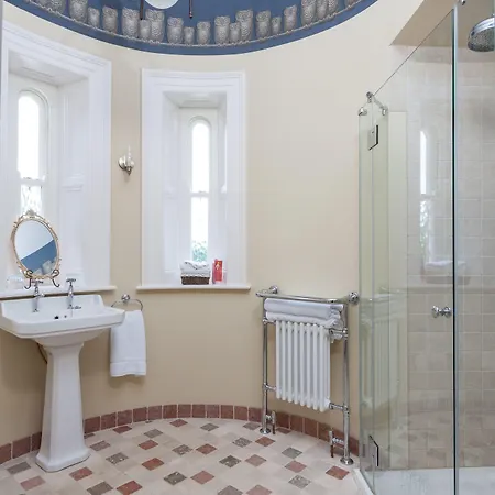 شقة Wilton Castle *