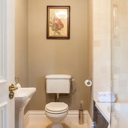 Wilton Castle إينيسكورثي