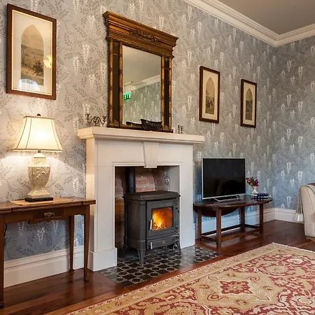 Apartment Wilton Castle
